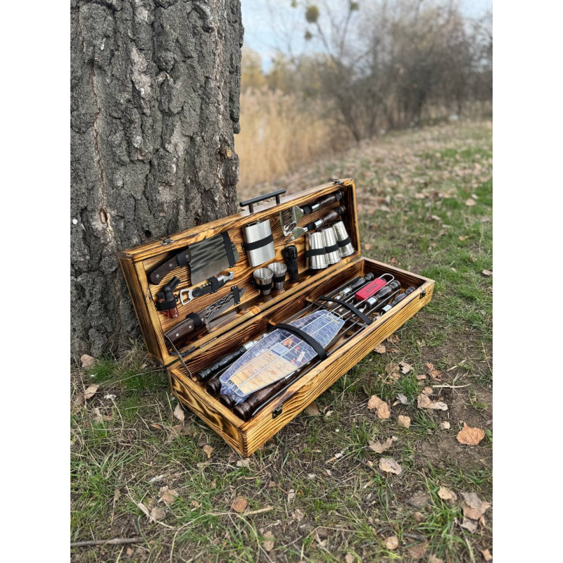 Набор шампуров “FireBox” в деревянном кейс с ножками (29 предметов)