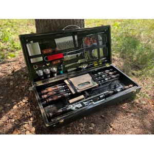 Набор шампуров “PicnicBox” в деревянном кейс трансформируется в столик (43 предмета)