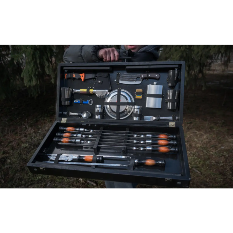 Набір шампурів “Grill Comfort” у якісному деревяному кейсі який трансформується в столик (45 предметів)